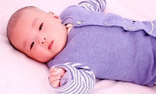 婴儿阴囊大小标准图-宝宝阴囊正常大小形状网 - 为你提供宝宝阴囊尺寸对照图、宝宝阴囊正常大小形状是什么